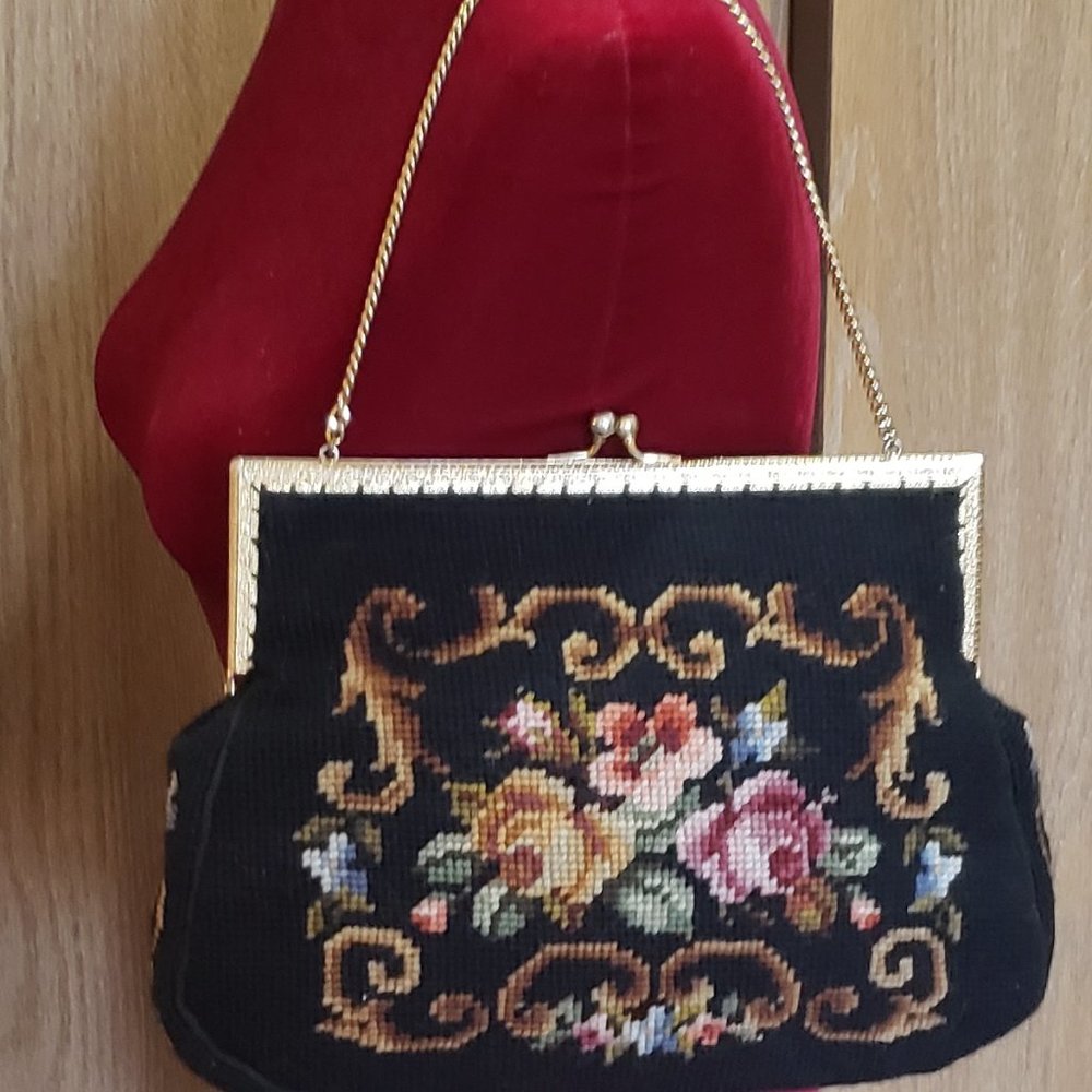 Vintage Needlepoint Tapestry Shoulder Bag Purse